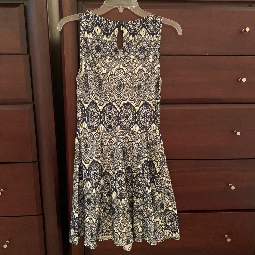 My Michelle Lace Dress - Picture 3 of 3